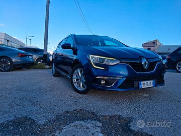 Renault megane 1.5 dci automatica consumi irrisori