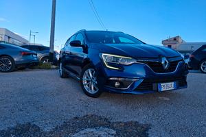 Renault megane 1.5 dci automatica consumi irrisori
