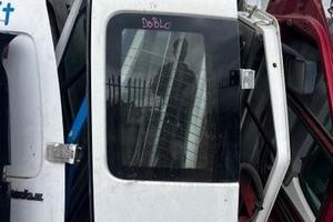 Porta posteriore dx fiat doblo vetrato