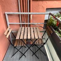 Tavolo IKEA con sedie