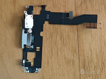 flat ricarica iPhone 12