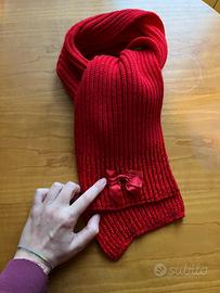 sciarpa rossa invernale bambina con fiocco