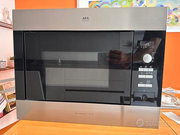 Microonde con grill AEG Electrolux