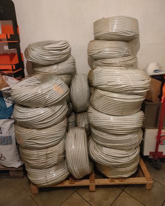 stock 29 matasse bobine tubo corrugato da 16