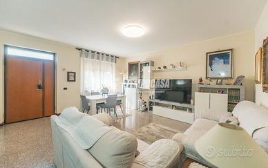 Villa unifamiliare Via Cavour, Albairate