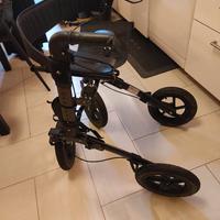 Rollator pieghevole
