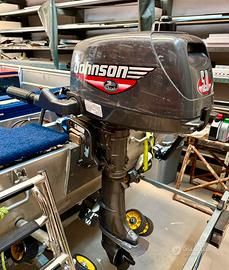 Fuoribordo Johnson 5cv e 2 serbatoio Yamaha 25lt