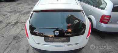 LANCIA DELTA 2010 PORTELLONE POSTERIORE