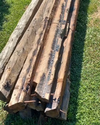 travi in legno vecchie