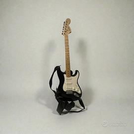 Squier Stratocaster by Fender - Black & White