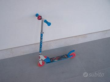 Monopattino di Spiderman