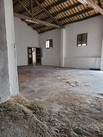 Magazzino uso deposito