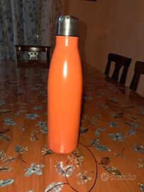 borraccia arancione da 0.5L