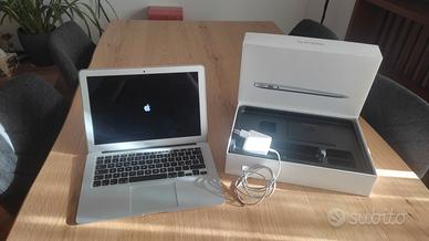 MacBook Air 13 pollici