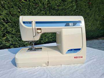 Macchina per cucire Necchi 3210