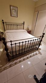 Letto matrimoniale ottone brunito+rete a doghe