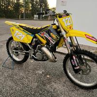 Suzuki RM 125 cross
