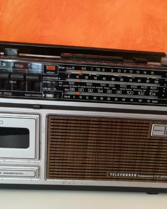 Vecchia radio telefunken anni 70