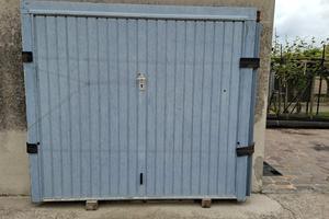 Porta basculante per box
