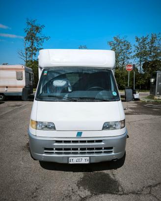 Camper Elnagh Sleek 540