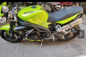 Speed triple 1050 Triumph