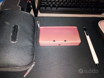 Nintendo 3DS Rosa - Funzionante Completa di Gadget