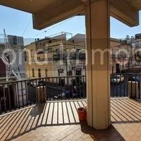 Appartamento 7 vani con garage a Giarre centro