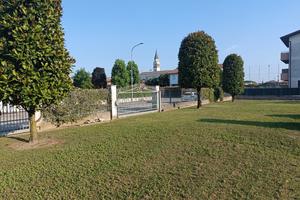 Terreno edificabile recintato
