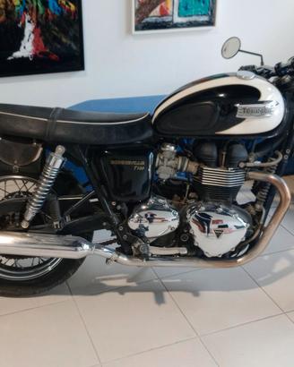 Triumph Bonneville T100