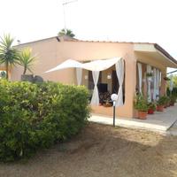 Villa con ampio giardino