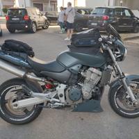 Honda hornet 900