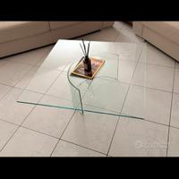 Tavolino in cristallo