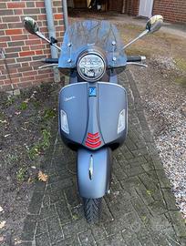 Piaggio Vespa 300 GTS hpe Super Tech - ABS -2020
