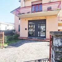 NEGOZIO A SERRAVALLE PISTOIESE