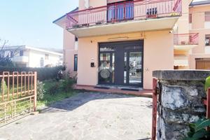 NEGOZIO A SERRAVALLE PISTOIESE