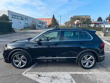 Tiguan R-Line 2.0 TDI 150 CV DSG del 2023