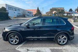 Tiguan R-Line 2.0 TDI 150 CV DSG del 2023