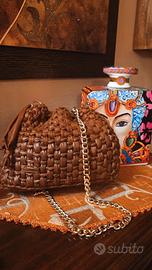 Borsa fatta a mano con fettuccia in ecopelle 