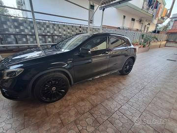 Mercedes gla night edition 