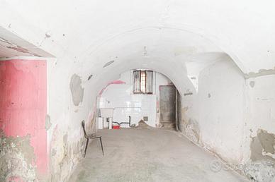 NEGOZIO A PALAZZOLO SULL'OGLIO