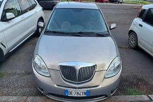 Lancia Ypsilon II 2007 1.2 8v Oro Giallo
