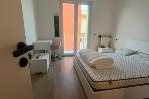 Camera con bagno privato e balcone