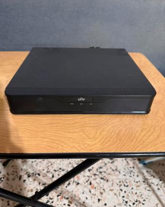 Registratore di rete nvr più telecamera