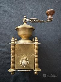 Macina caffè antico vintage