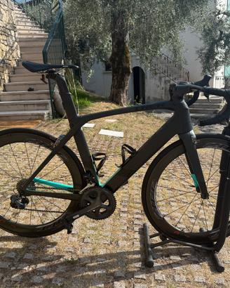 Trek Madone 9.0 2018 + ruote fulcrum + rullo tacx