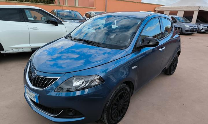 Lancia Ypsilon 1.0 FireFly 5 porte S&S Hybrid Ecoc