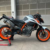 Ktm 890 duke r