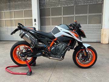 Ktm 890 duke r