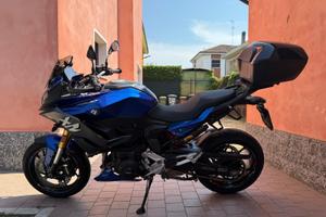 BMW F900XR
