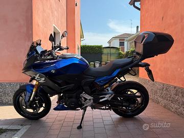 BMW F900XR
